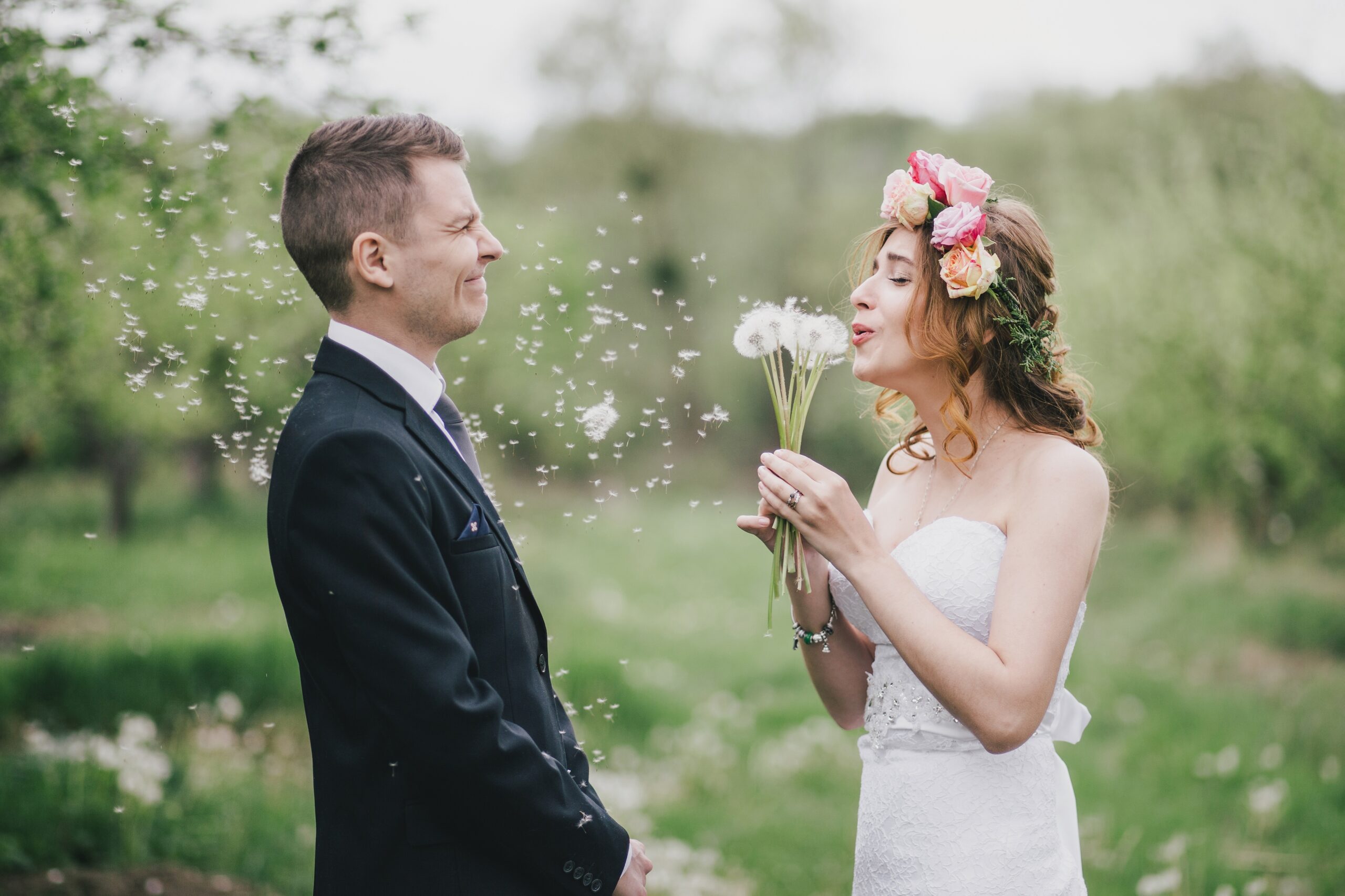 young-beautiful-bride-and-groom-having-fun-on-thei-2022-11-15-06-26-38-utc Cristina e Marco
